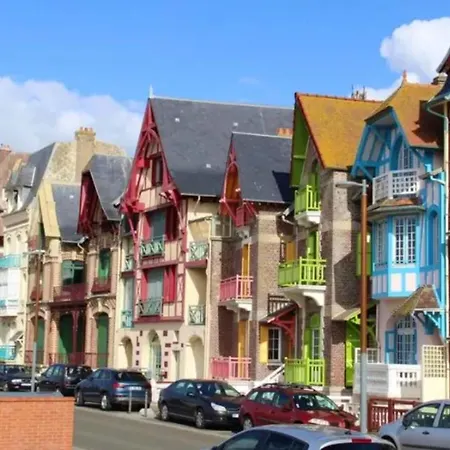 Maison Charmante A Avec Grand Jardin Clos Дом отдыха *