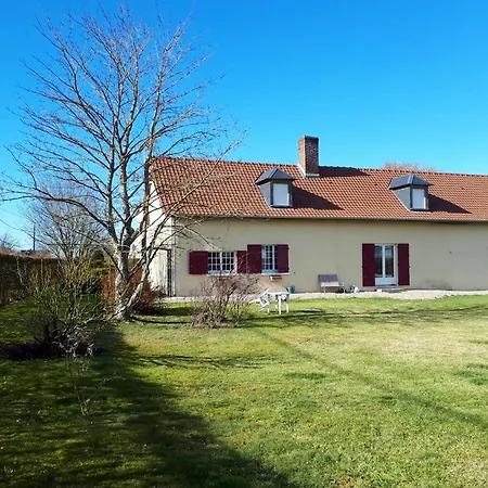 Casa de Férias Maison Charmante à Avec Grand Jardin Clos *